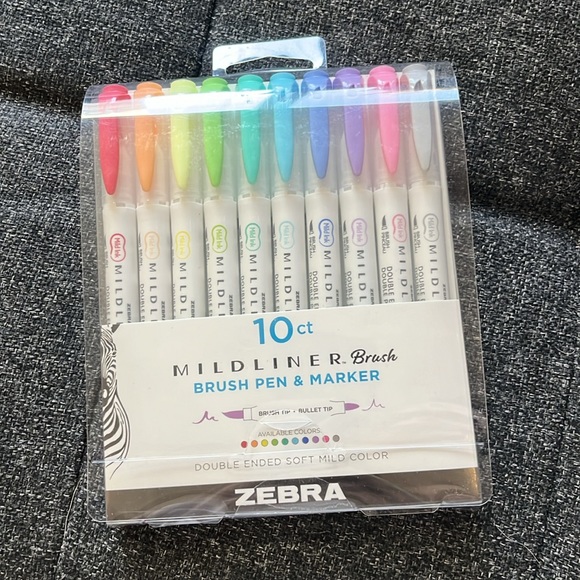 NWT Midliner Brush Pen & Marker Kit 10ct Brush tip and bullet tip. - Picture 7 of 7
